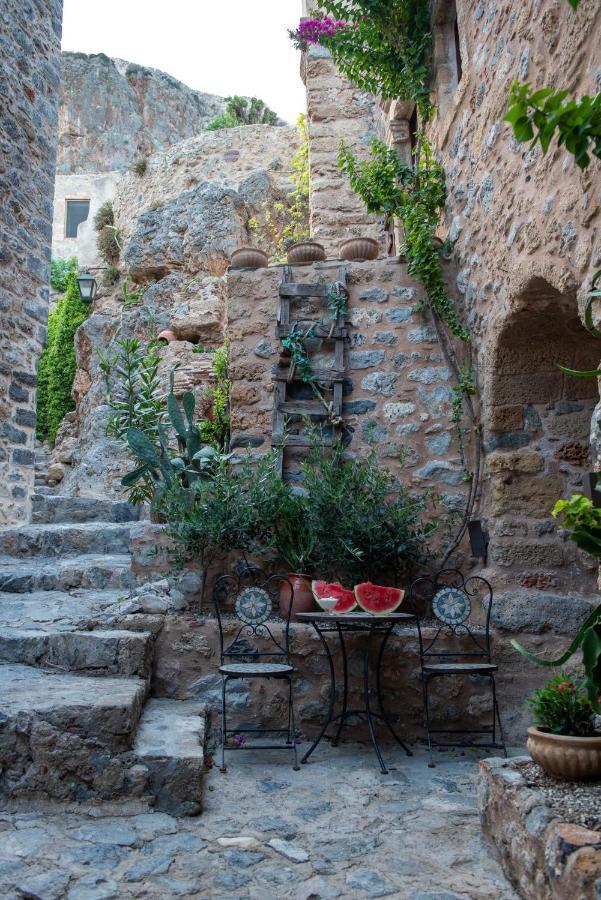 Вилла Casa Felicia-The Castle Mansion Монемвазия Экстерьер фото